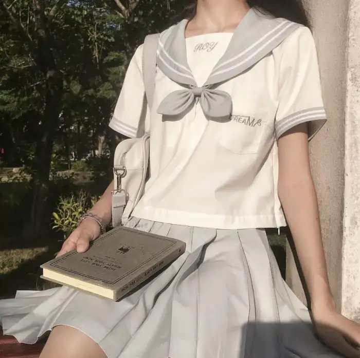 彩凤春情